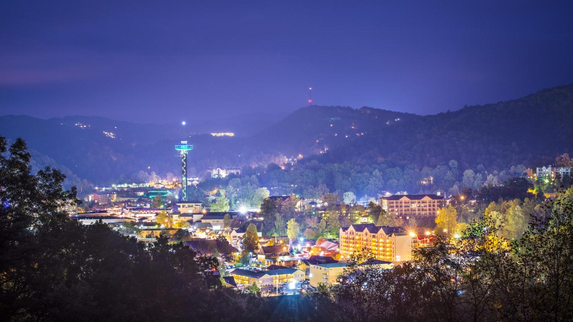 The Nuthouse Ii, Pool Table, Wifi, 1089 Free Tickets Each Paid Day, Dollywood And More Севьервилл Экстерьер фото