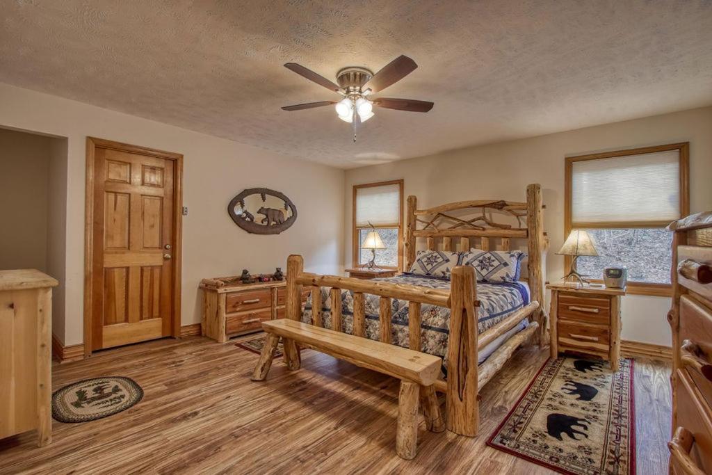 The Nuthouse Ii, Pool Table, Wifi, 1089 Free Tickets Each Paid Day, Dollywood And More Севьервилл Номер фото